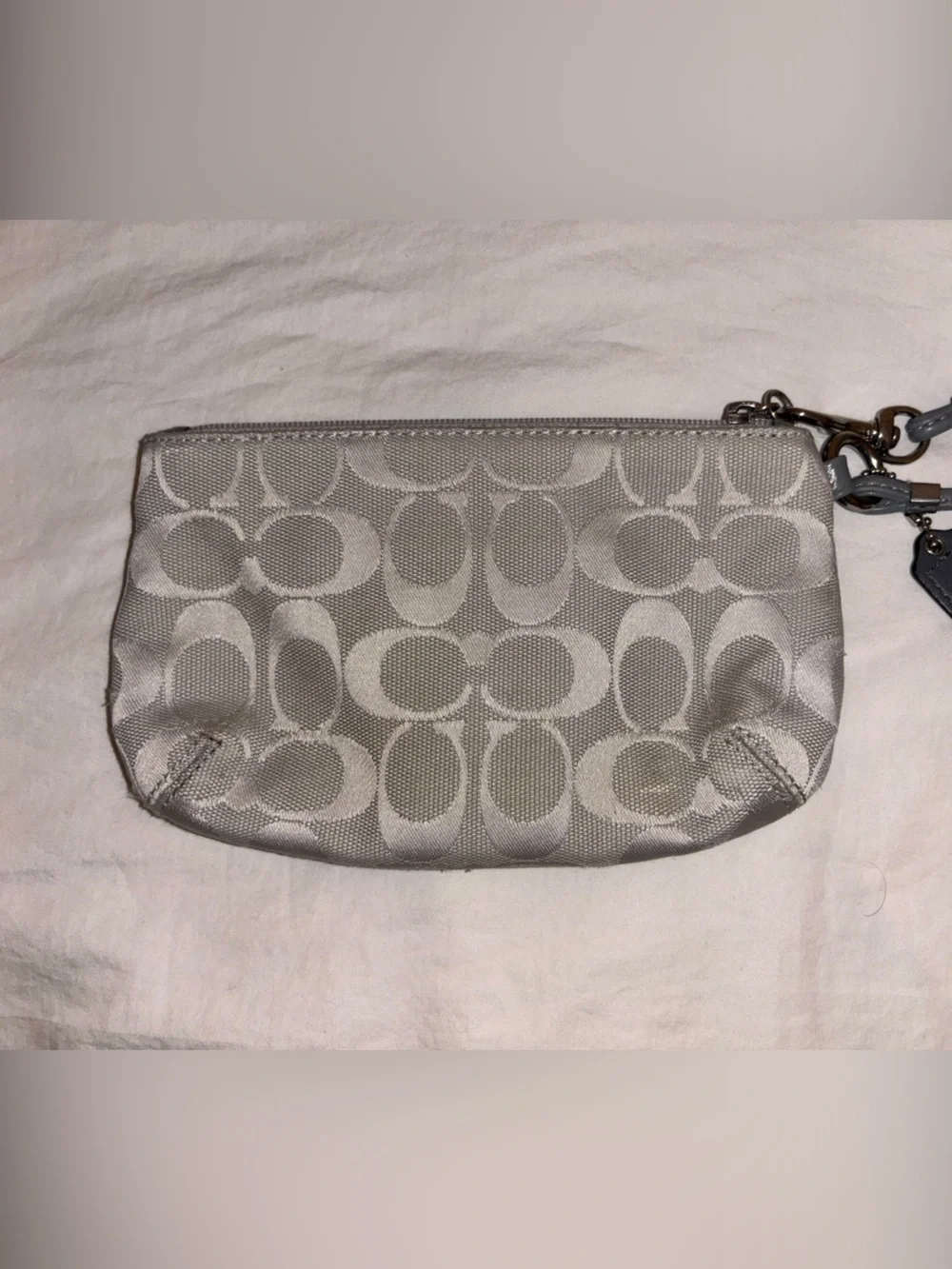 Coach Silver Gray Signature Clutch Wristlet - Picture 3 of 4
